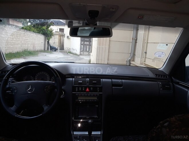 Mercedes E 240 2000, 170,000 km - 2.4 l - Bakı