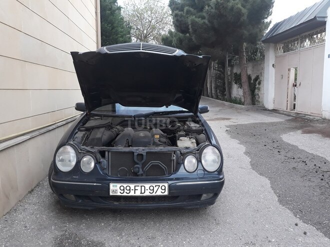 Mercedes E 240 2000, 170,000 km - 2.4 l - Bakı