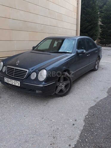 Mercedes E 240 2000, 170,000 km - 2.4 l - Bakı