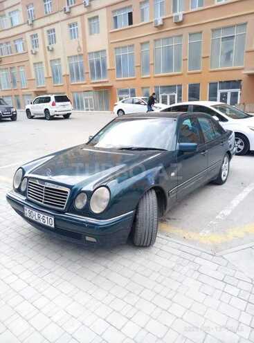 Mercedes E 240 1998, 351,161 km - 2.4 l - Xırdalan