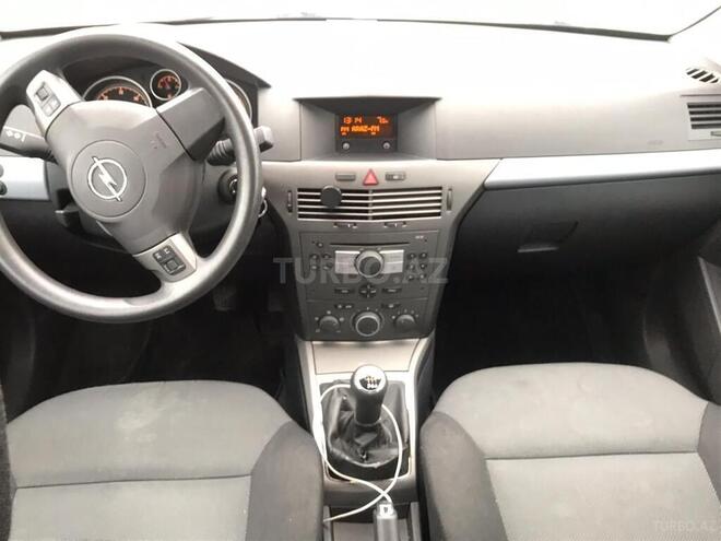 Opel Astra 2006, 185,000 km - 1.3 l - Bakı