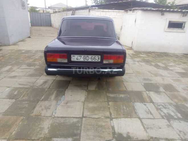 LADA (VAZ) 2107 2004, 254,860 km - 1.6 l - Salyan