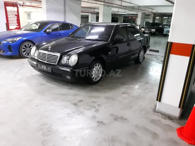 Mercedes E 240 1998, 308,000 km - 2.4 l - Bakı
