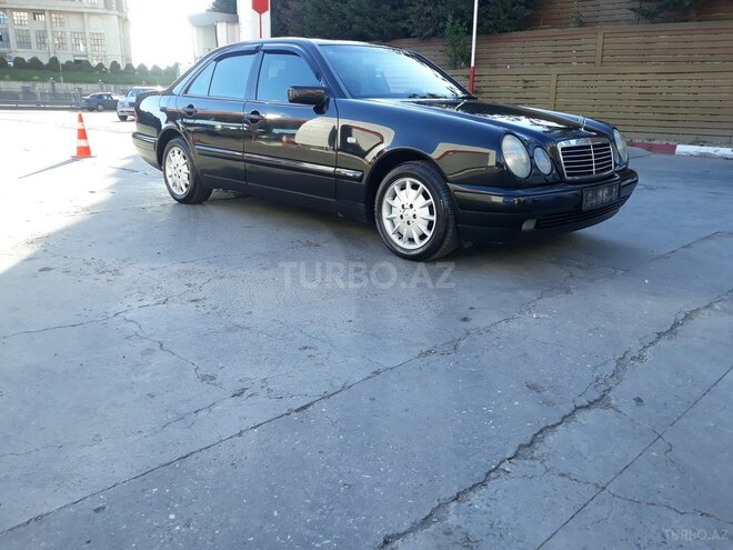 Mercedes E 240 1998, 308,000 km - 2.4 l - Bakı