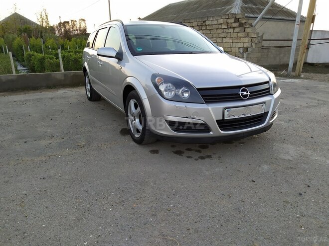 Opel Astra 2005, 224,000 km - 1.4 l - Bakı