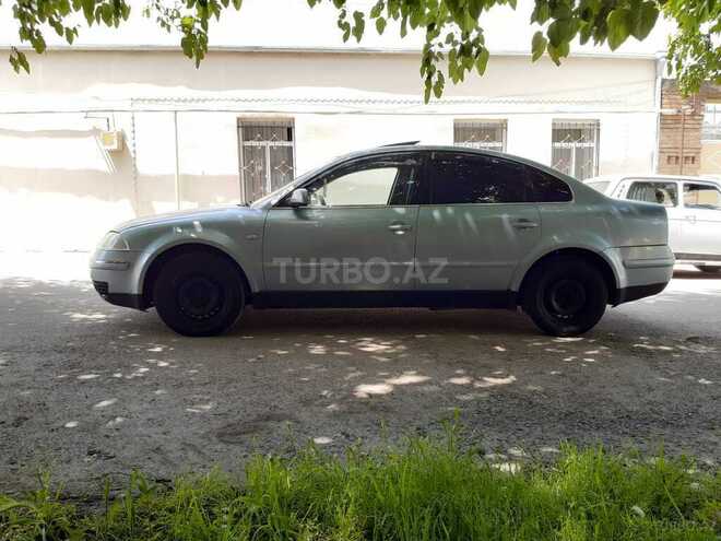 Volkswagen Passat 2002, 326,000 km - 2.0 l - Gəncə
