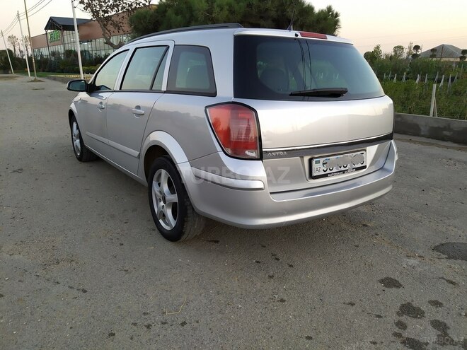 Opel Astra 2005, 224,000 km - 1.4 l - Bakı