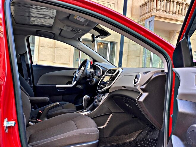 Chevrolet Aveo 2018, 8,800 km - 1.6 l - Bakı