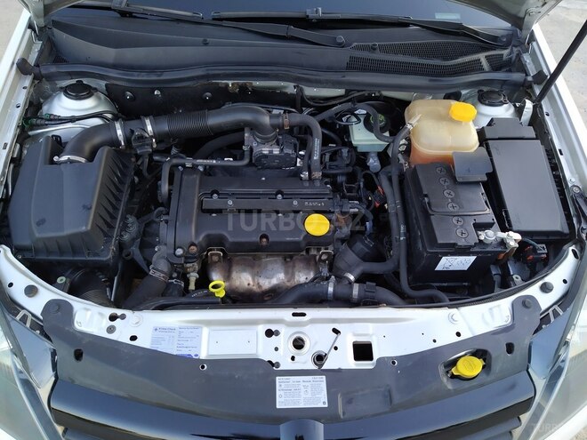 Opel Astra 2005, 224,000 km - 1.4 l - Bakı