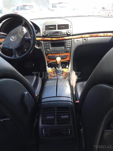 Mercedes E 220 2006, 270,000 km - 2.2 l - Bakı