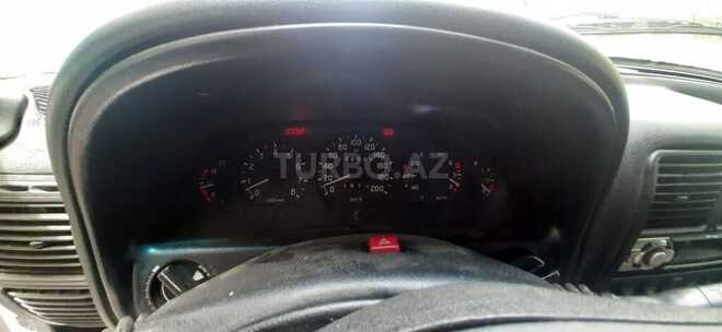 GAZ 31105 2004, 150,000 km - 2.4 l - Gəncə