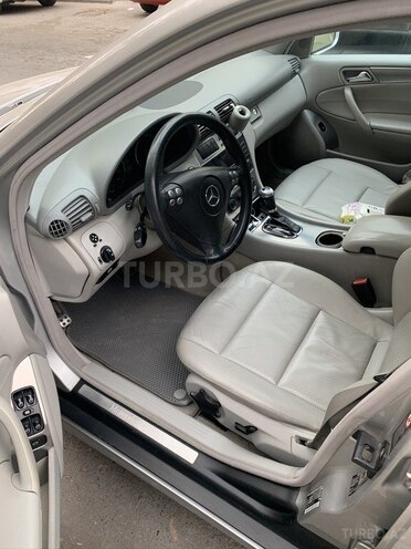 Mercedes C 230 2005, 98,234 km - 2.3 l - Bakı