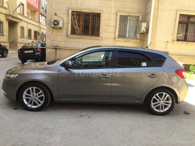 Kia Cerato 2010, 192,000 km - 1.6 l - Xırdalan