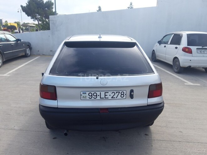 Opel Astra 1994, 322,000 km - 1.6 л - Sumqayıt