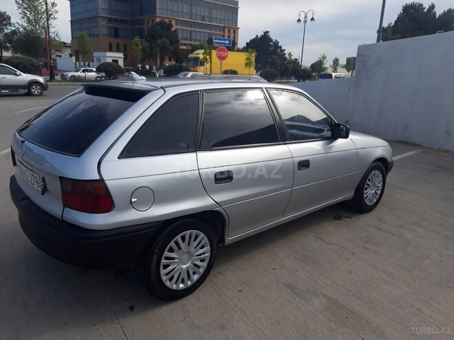 Opel Astra 1994, 322,000 km - 1.6 л - Sumqayıt
