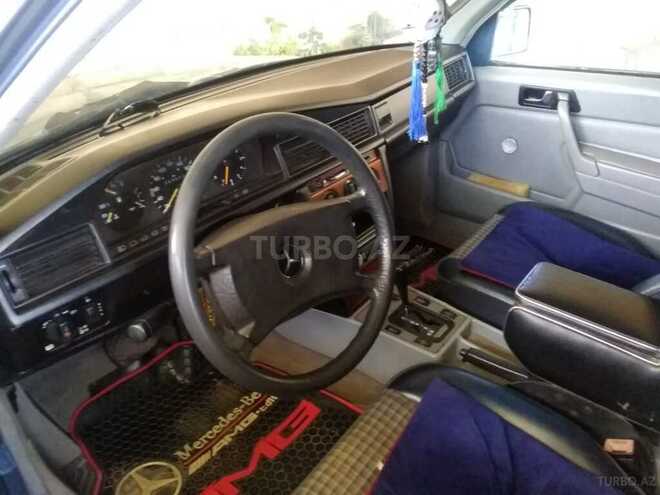 Mercedes 190 1990, 26,848 km - 2.0 л - Salyan