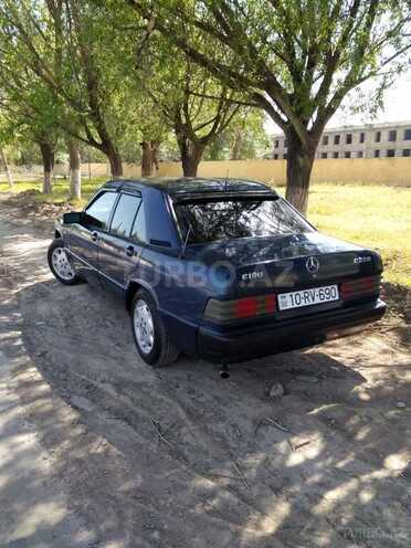 Mercedes 190 1990, 26,848 km - 2.0 л - Salyan
