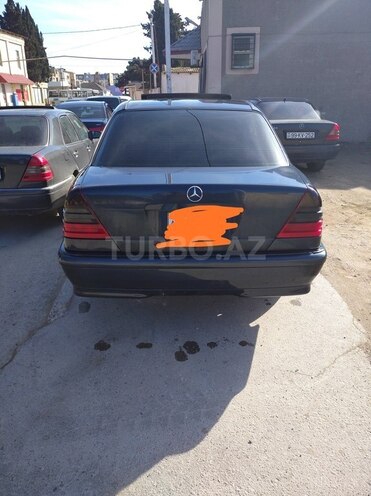 Mercedes C 200 1999, 255,000 km - 2.0 л - Bakı