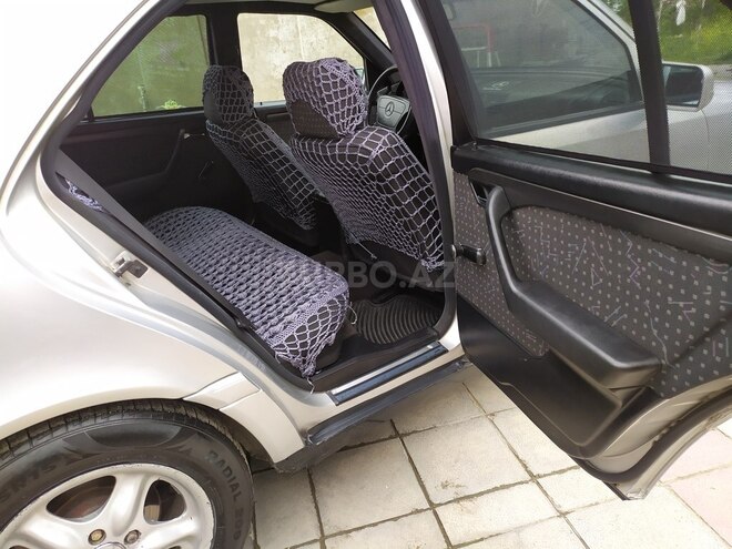 Mercedes C 180 1993, 464,075 km - 2.0 l - Xaçmaz