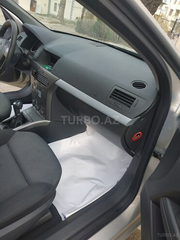 Opel Astra 2006, 151,000 km - 1.4 l - Gəncə