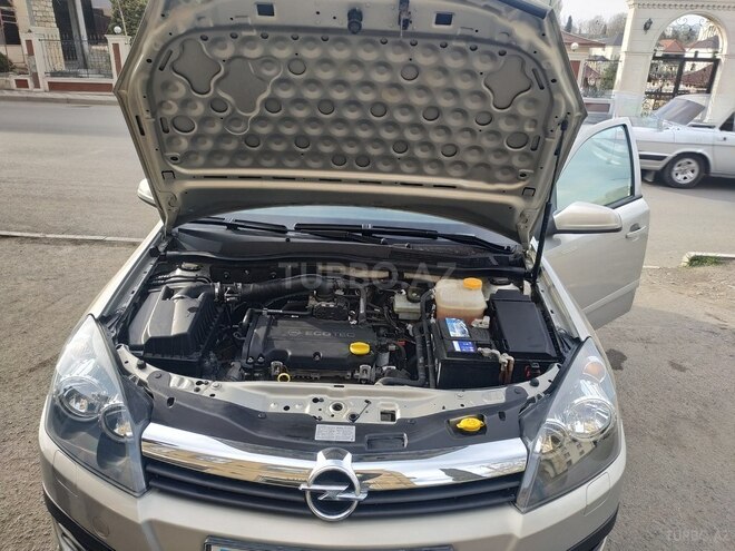 Opel Astra 2006, 151,000 km - 1.4 l - Gəncə