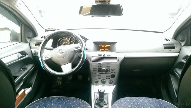 Opel Astra 2010, 222,000 km - 1.7 l - Bakı