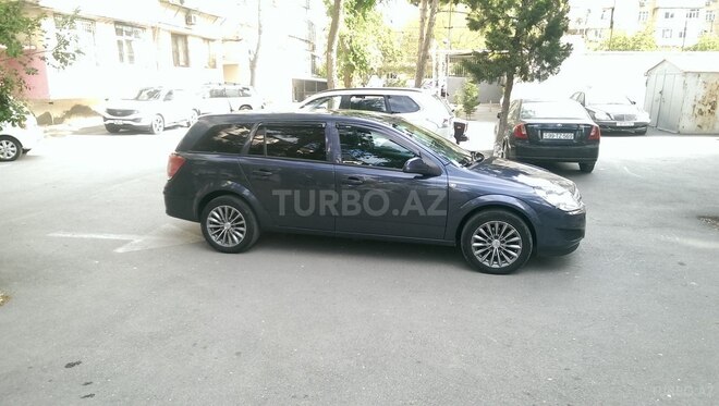 Opel Astra 2010, 222,000 km - 1.7 l - Bakı