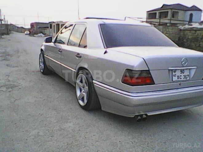 Mercedes E 220 1994, 501,000 km - 2.2 l - Bakı
