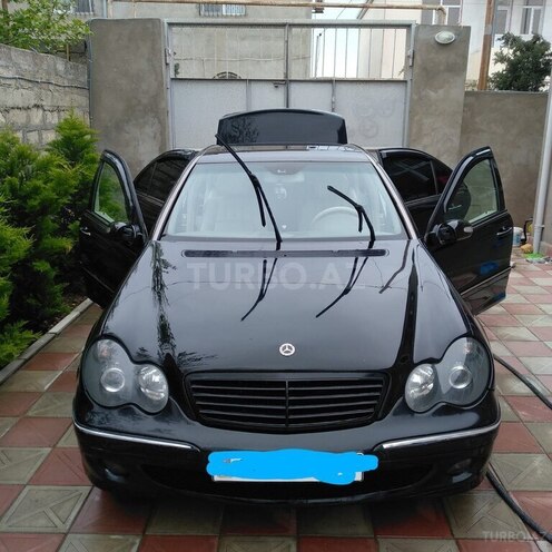 Mercedes C 230 2004, 289,000 km - 2.3 l - Bakı