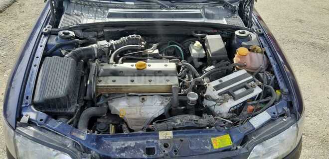 Opel Vectra 1997, 431,000 km - 1.8 l - Qusar