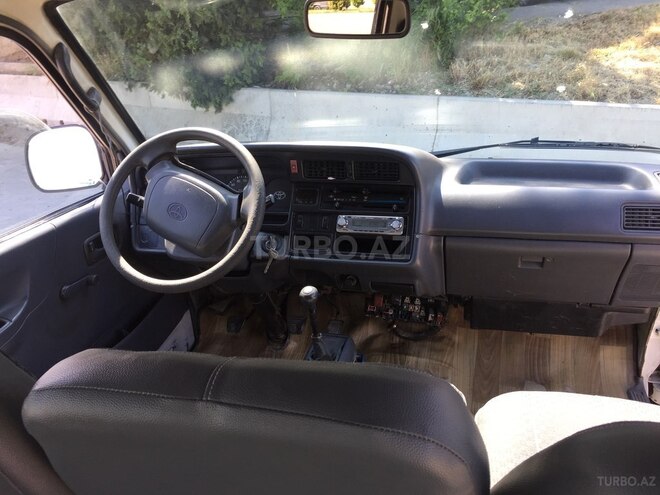 Toyota HiAce 2003, 238,000 km - 2.0 l - Bakı