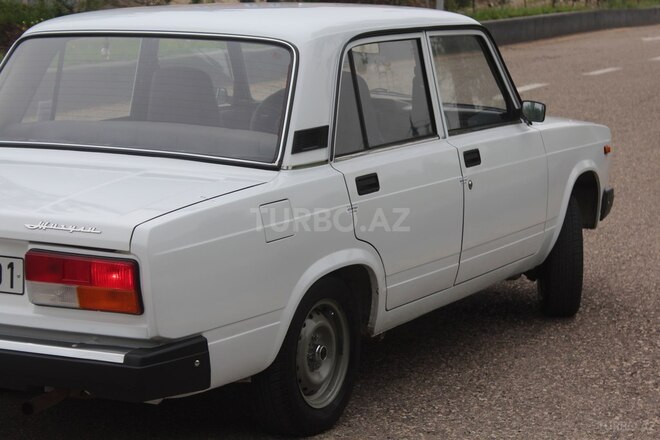 LADA (VAZ) 2107 2009, 82,000 km - 1.6 л - Quba