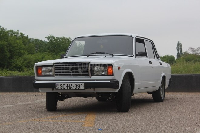 LADA (VAZ) 2107 2009, 82,000 km - 1.6 л - Quba