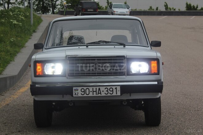 LADA (VAZ) 2107 2009, 82,000 km - 1.6 л - Quba