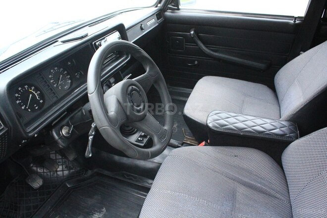 LADA (VAZ) 2107 2009, 82,000 km - 1.6 л - Quba