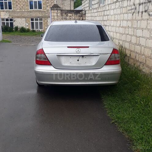 Mercedes E 220 2007, 208,000 km - 2.2 л - Bakı