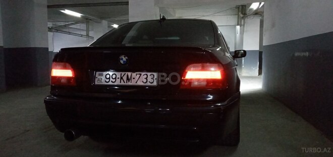 BMW 530 2001, 305,000 km - 3.0 l - Bakı