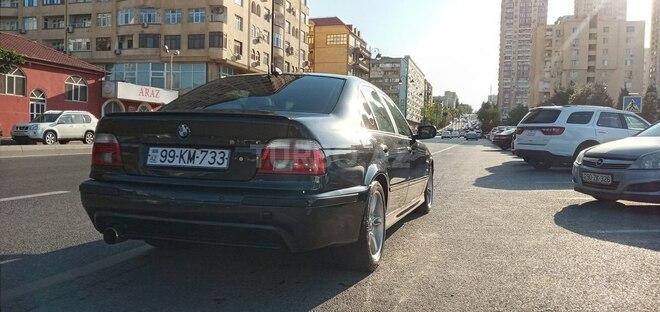 BMW 530 2001, 305,000 km - 3.0 l - Bakı
