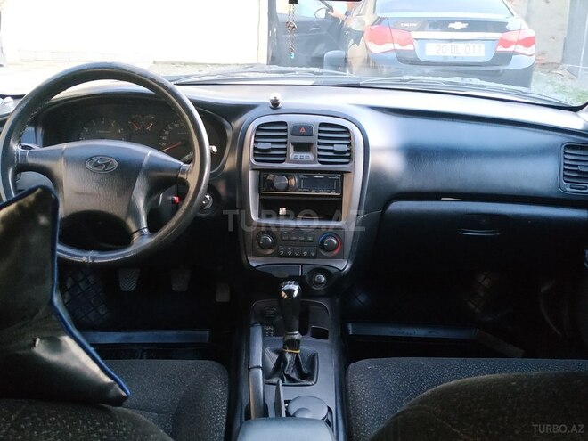 Hyundai Sonata 2003, 127,000 km - 2.0 л - Gəncə