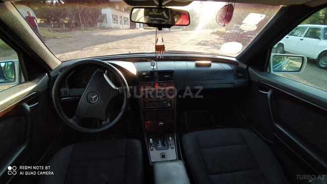 Mercedes C 220 1995, 143,000 km - 2.2 l - Yardımlı