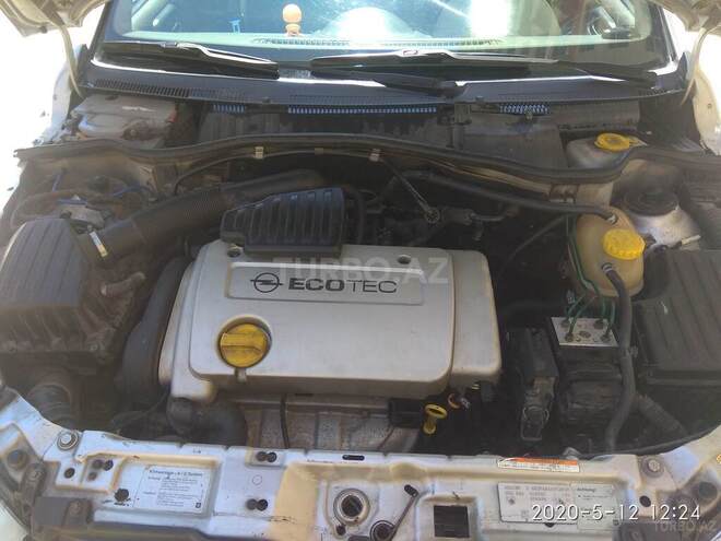 Opel Corsa 2001, 195,097 km - 1.4 l - Bakı