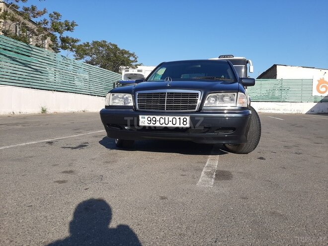 Mercedes C 240 2000, 190,000 km - 2.4 l - Bakı