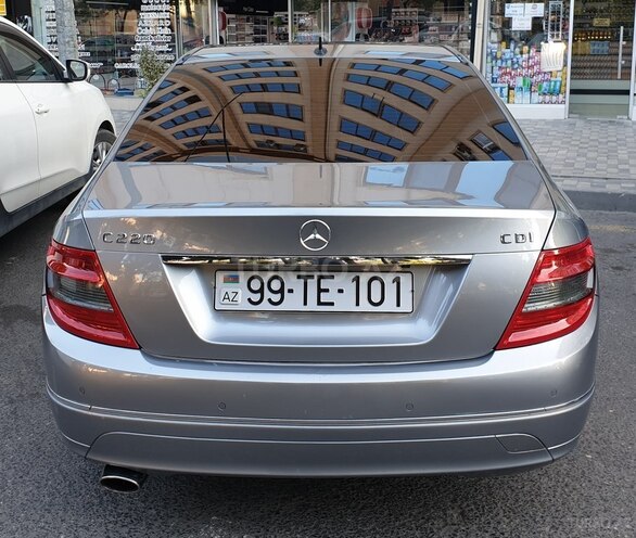 Mercedes C 220 2008, 215,000 km - 2.2 l - Bakı
