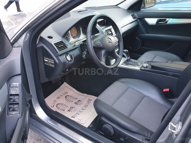 Mercedes C 220 2008, 215,000 km - 2.2 l - Bakı