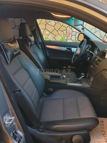 Mercedes C 220 2008, 215,000 km - 2.2 l - Bakı