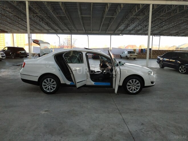 Volkswagen Passat 2008, 98,000 km - 1.8 l - Gəncə