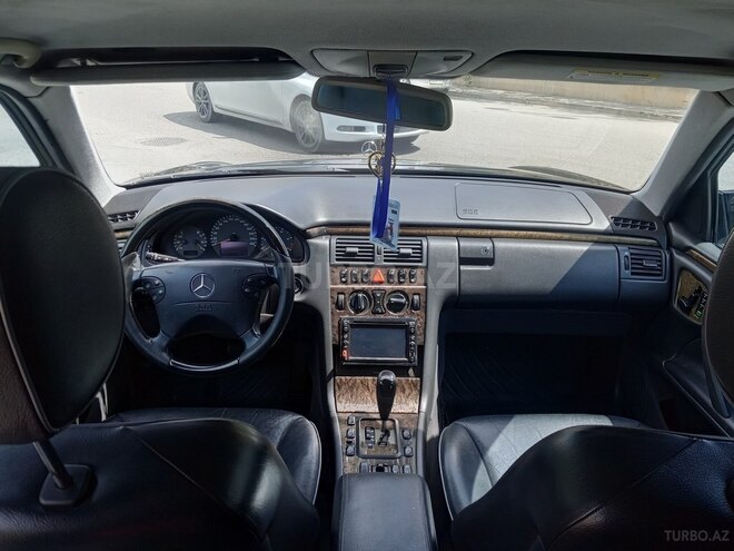 Mercedes E 270 2000, 320,000 km - 2.7 л - Bakı