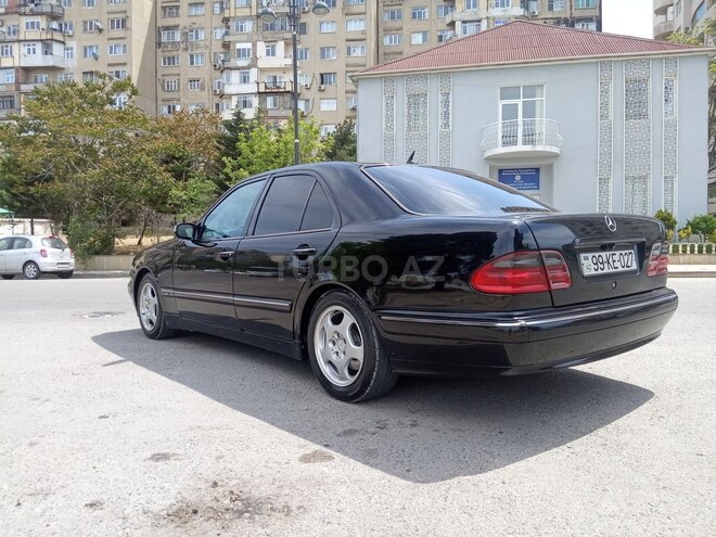 Mercedes E 270 2000, 320,000 km - 2.7 л - Bakı
