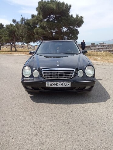 Mercedes E 270 2000, 320,000 km - 2.7 л - Bakı
