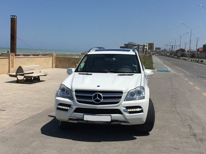 Mercedes GL 350 2011, 226,800 km - 3.0 l - Sumqayıt